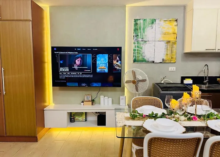 Venice Luxury Residences With Balcony Pool And Netflix Near Bgc Apartment Manila