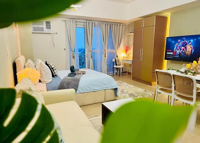 Venice Luxury Residences With Balcony Pool And Netflix Near Bgc * Manila