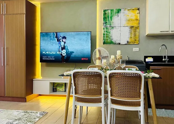 Venice Luxury Residences With Balcony Pool And Netflix Near Bgc Manila