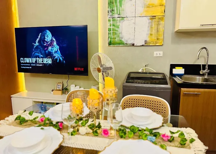 Venice Luxury Residences With Balcony Pool And Netflix Near Bgc Apartment *